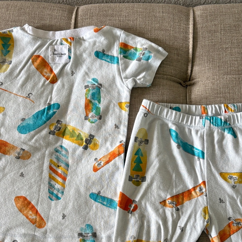 Burt's Bees White and Orange Skateboard Kids Pajama Set